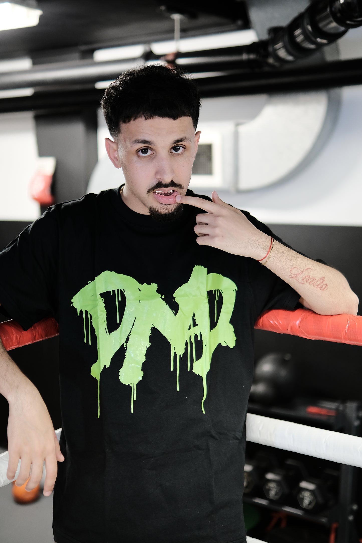 DND graffiti T-shirt